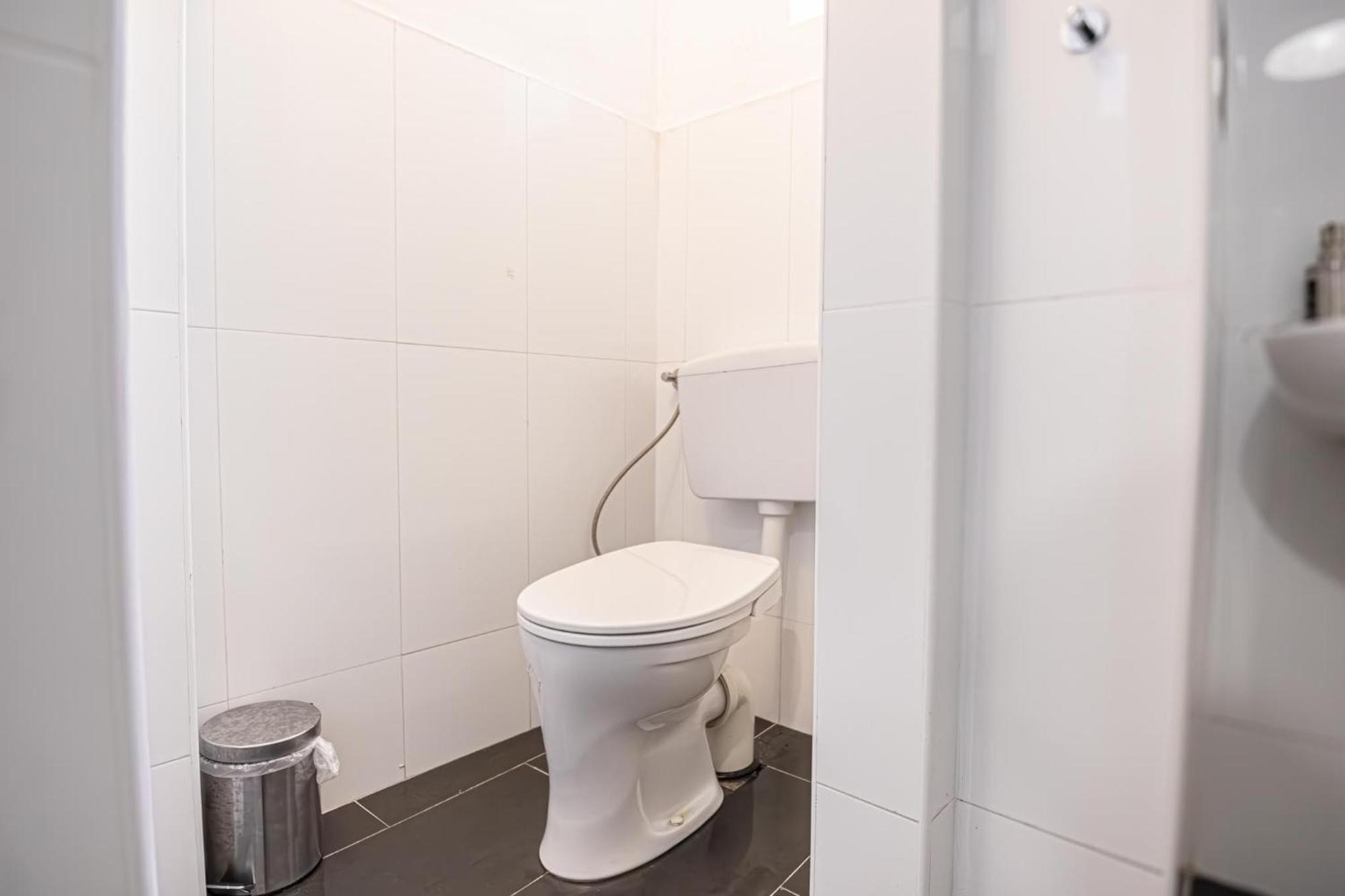 Near Danube & Millenium Tower - Massive Shared 4br Apartament